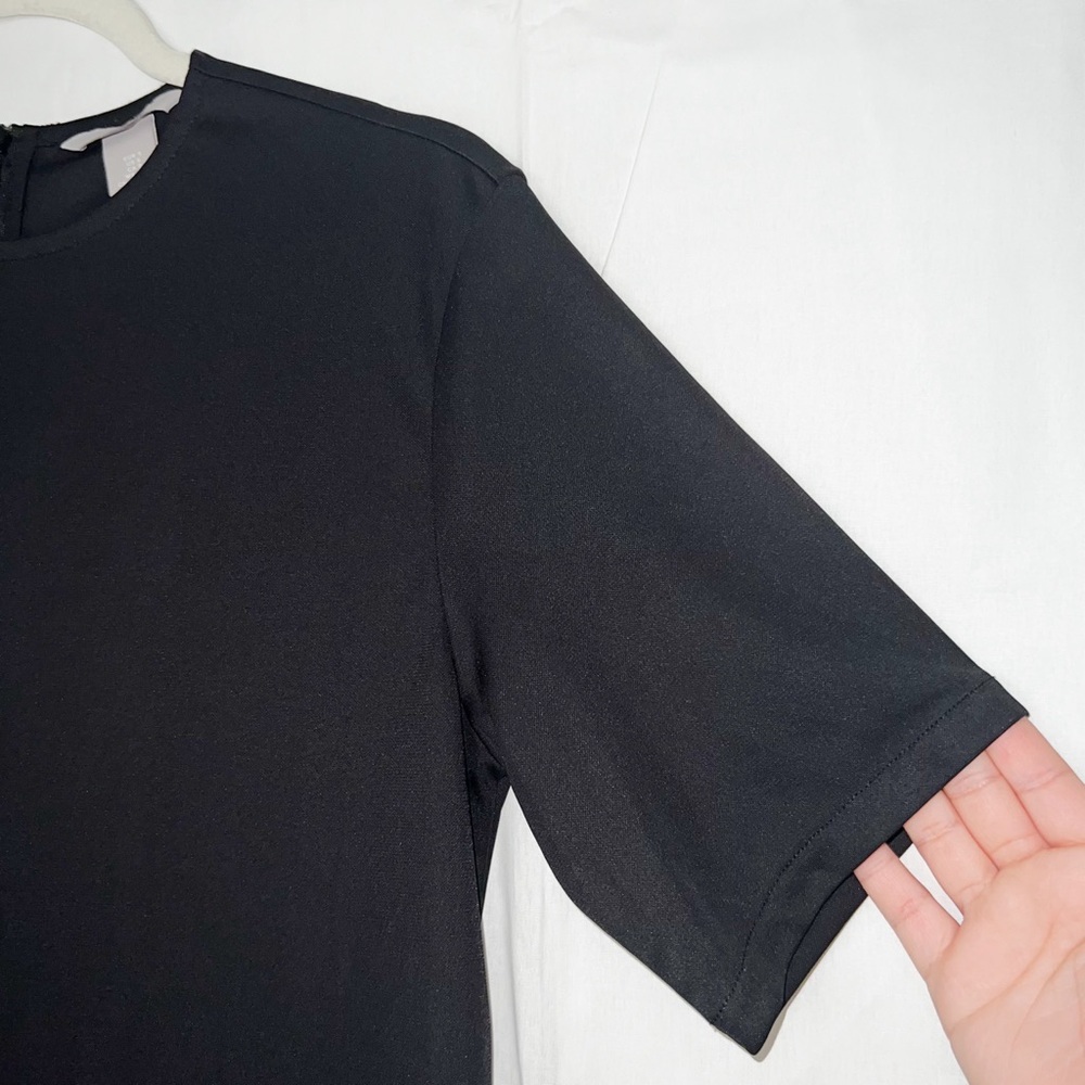 H&M Black Semi-Sheer Basic Workwear Blouse, Size S - Picture 4 of 10